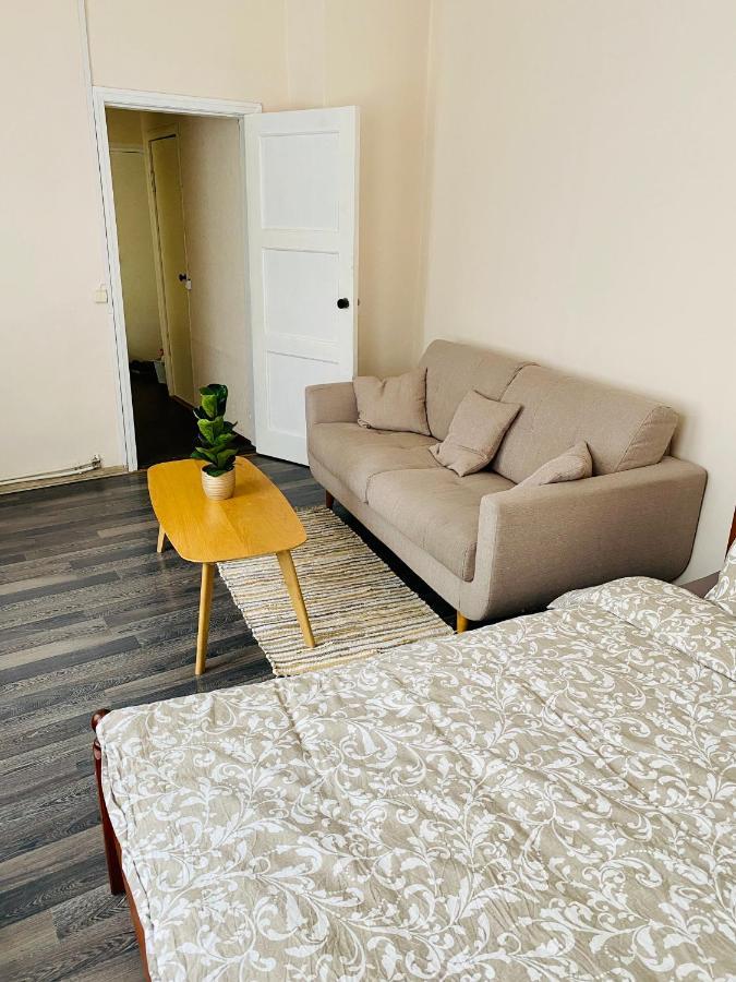 1 Bedroom Apartment Near Kadriorg Swan Pond Tallinn Eksteriør bilde